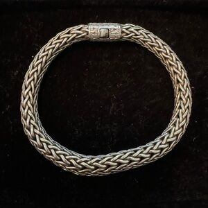 Men’s John Hardy bracelet
